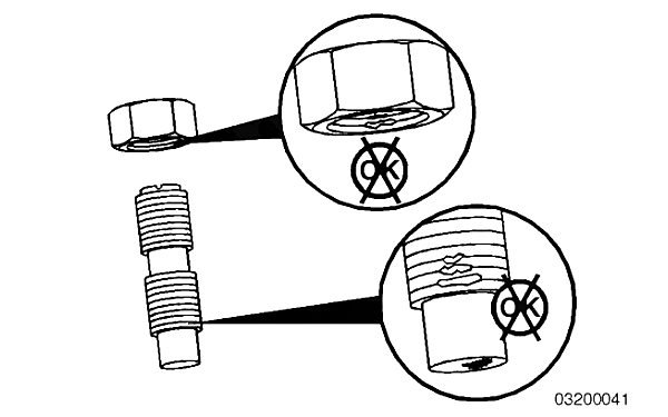氣門調節螺釘和螺母滑絲或破裂.png